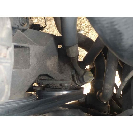 Bomba Direccion para Audi A6 Berlina (4B2)