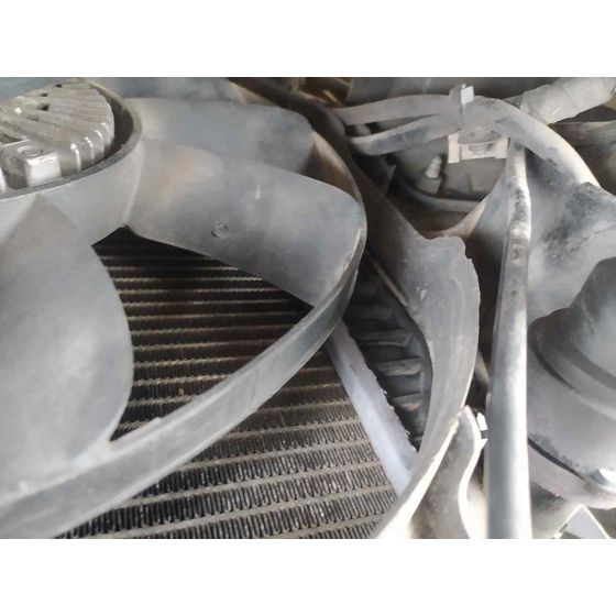 Radiador Agua para Audi A6 Berlina (4B2)