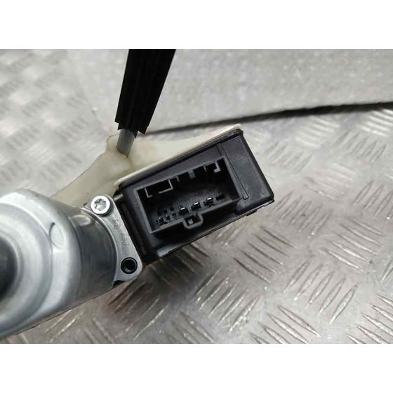 Elevalunas Trasero Derecho para Seat Ibiza (Kj1)