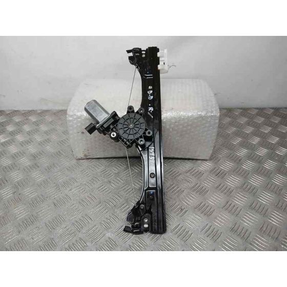 Elevalunas Delantero Derecho para Fiat Nuova 500 (150)