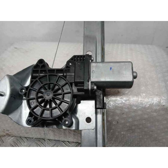 Elevalunas Delantero Derecho para Renault Express