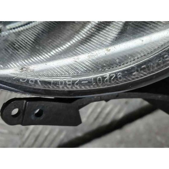 Faro Antiniebla Izquierdo para Hyundai Santa Fe (Bm)