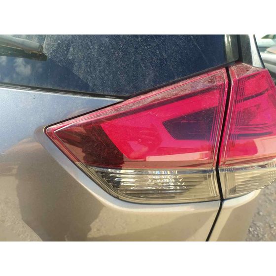 Piloto Trasero Derecho para Nissan X-Trail (T32)