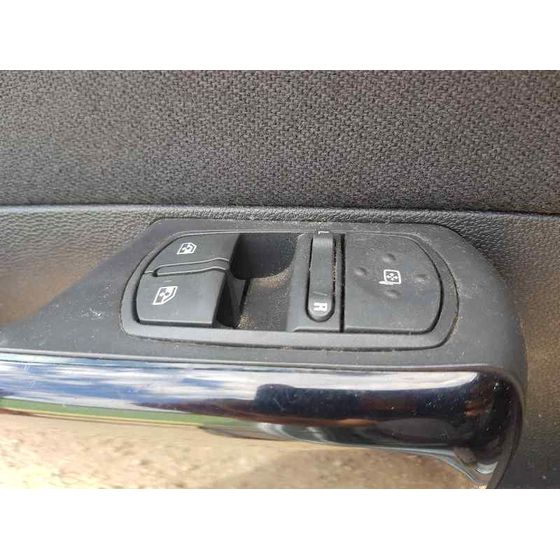 Mando Elevalunas Delantero Izquierdo para Opel Corsa D
