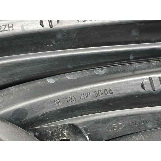 Piloto Trasero Izquierdo para Peugeot 208