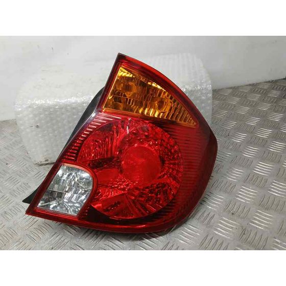 Piloto Trasero Derecho para Hyundai Accent (Lc)