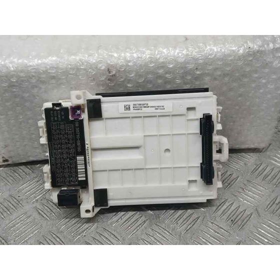 Caja Reles / Fusibles para Suzuki Baleno
