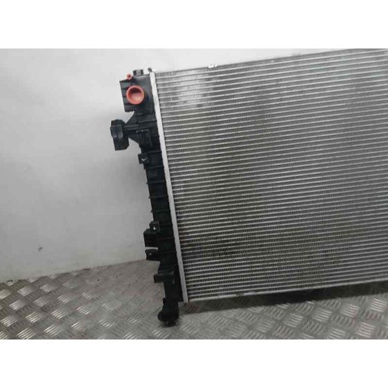 Radiador Agua para Mg Zs