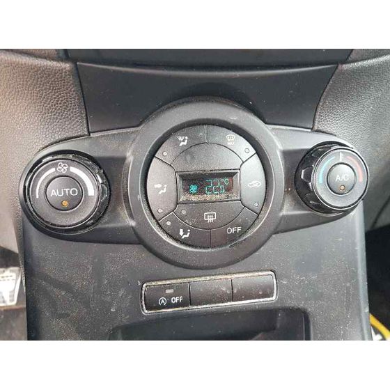 Mando Climatizador para Ford Fiesta (Ccn)
