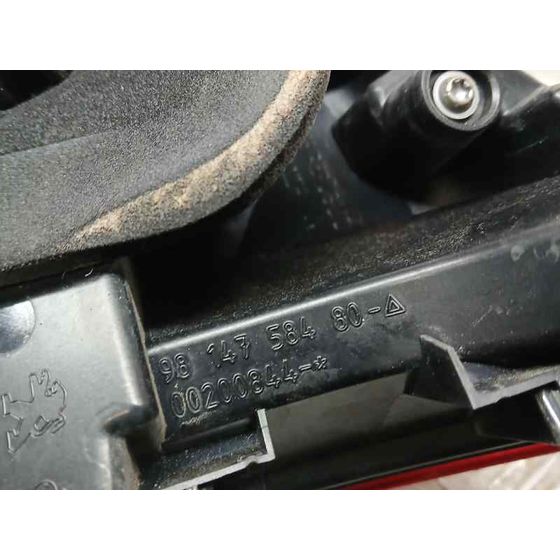 Piloto Trasero Izquierdo para Peugeot 2008 (--.2013->)