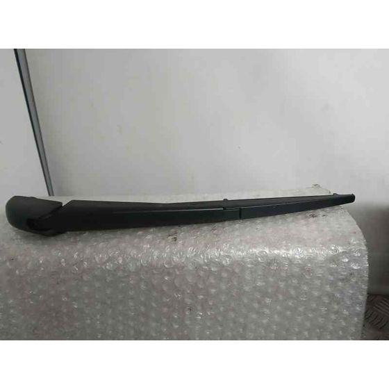 Brazo Limpia Trasero para Toyota Rav4
