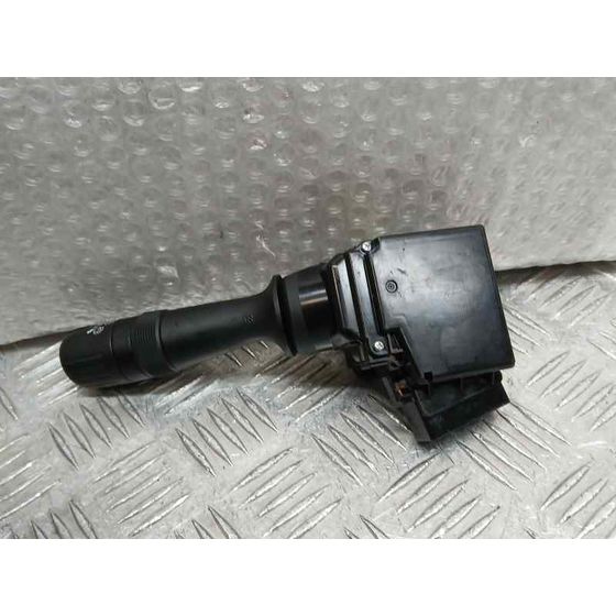 Mando Limpia para Toyota Land Cruiser (J15)
