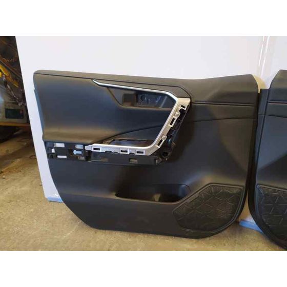 Guarnecido Puerta Delantera Izquierda para Toyota Rav4