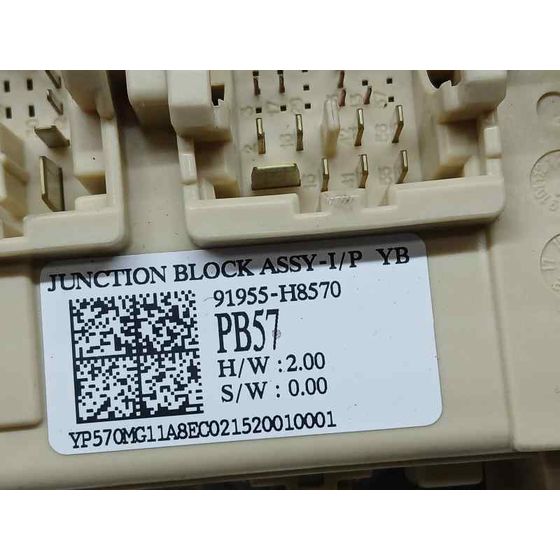 Caja Reles / Fusibles para Kia Stonic (Ybcuv)