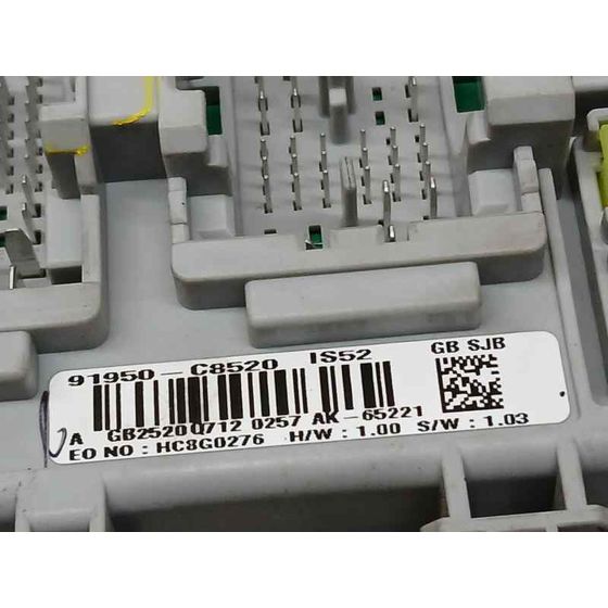 Caja Reles / Fusibles para Hyundai I20