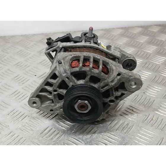 Alternador para Hyundai I20 Coupe