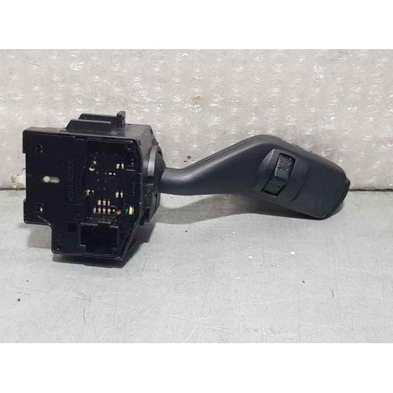 Mando Intermitentes para Ford Focus Lim. (Cb4)