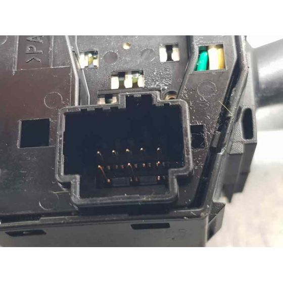 Mando Intermitentes para Ford Focus Lim. (Cb4)