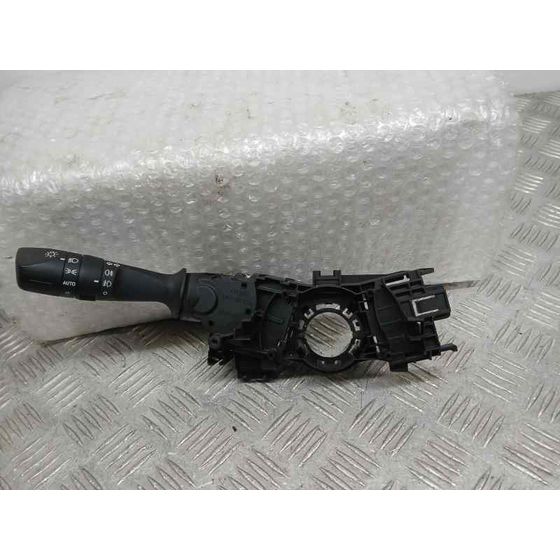 Mando Luces para Toyota Auris