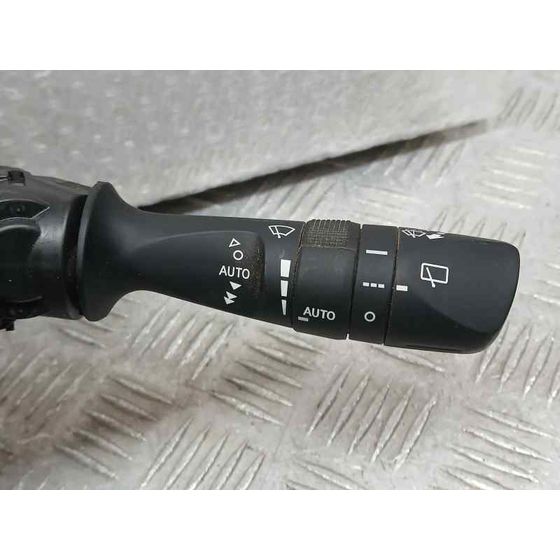 Mando Limpia para Toyota Auris