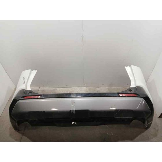 Paragolpes Trasero para Toyota Rav4