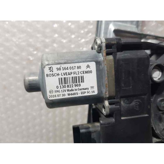 Elevalunas Delantero Izquierdo para Peugeot 208