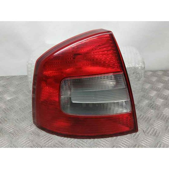 Piloto Trasero Izquierdo para Skoda Octavia Berlina (1Z3)