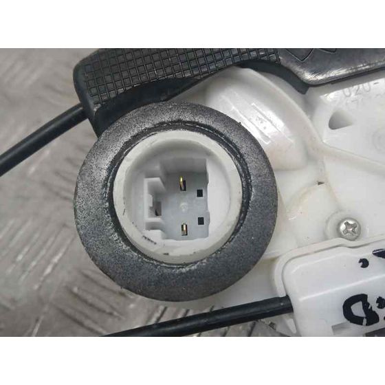 Cerradura Puerta Trasera Derecha para Toyota Yaris