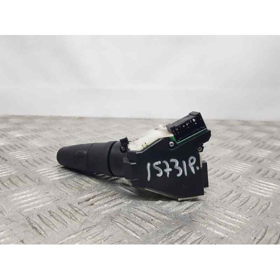 Mando Limpia para Nissan Cabstar ->09.06