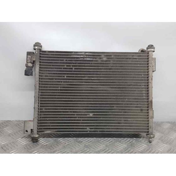 Condensador / Radiador Aire Acondicionado para Nissan Cabstar ->09.06