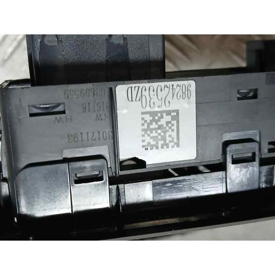 Mando Elevalunas Delantero Izquierdo para Peugeot 208