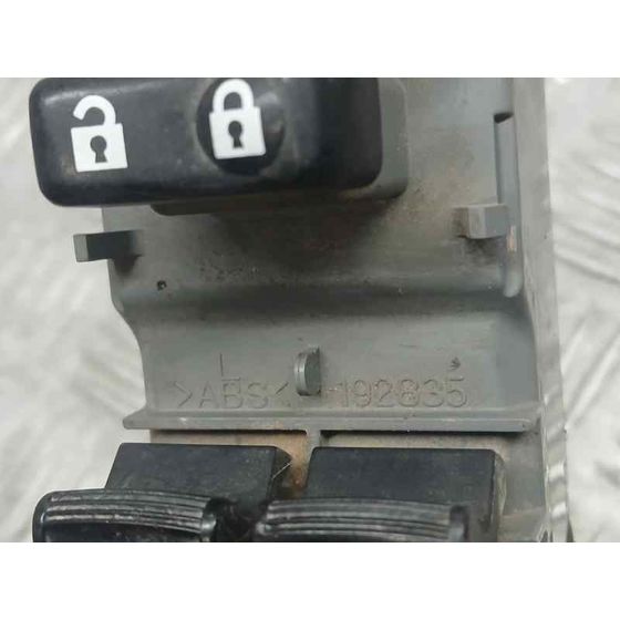 Mando Elevalunas Delantero Izquierdo para Toyota Auris