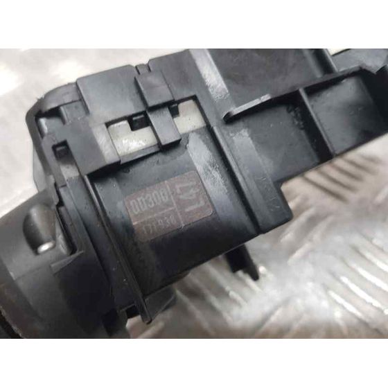 Mando Luces para Toyota Yaris