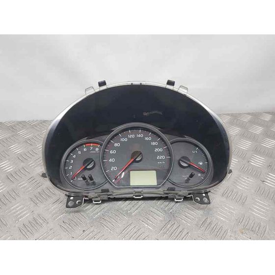Cuadro Instrumentos para Toyota Yaris