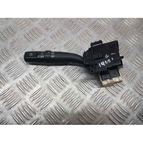 Mando Luces para Toyota Avensis Berlina (T25)