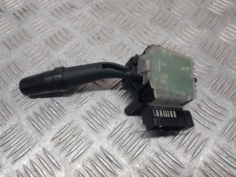 Mando Limpia para Toyota Avensis Berlina (T25)