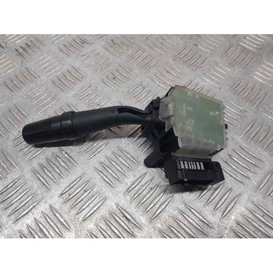 Mando Limpia para Toyota Avensis Berlina (T25)