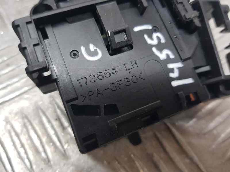 Mando Limpia para Toyota Avensis Berlina (T25)