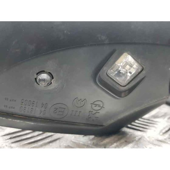 Retrovisor Derecho para Peugeot 2008 (P1)