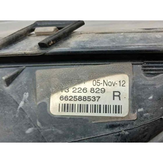 Faro Antiniebla Derecho para Opel Insignia Berlina