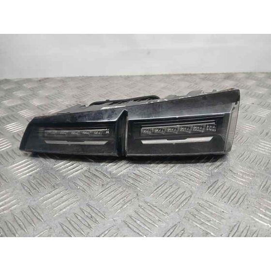 Piloto Trasero Derecho para Peugeot 308