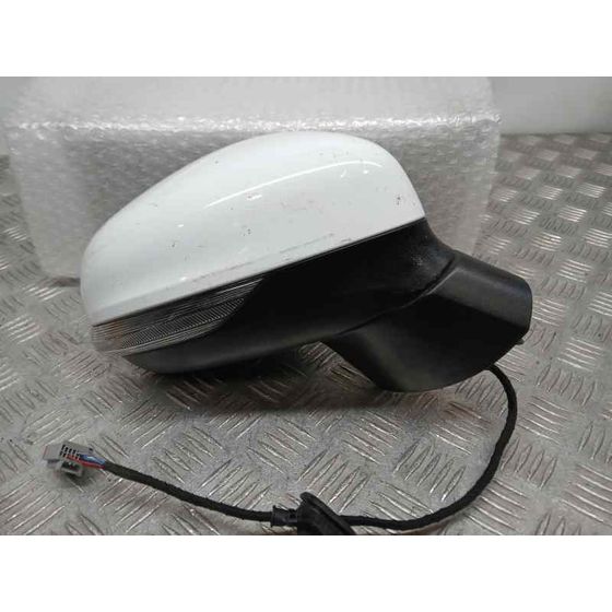 Retrovisor Derecho para Ford Fiesta (Ce1)