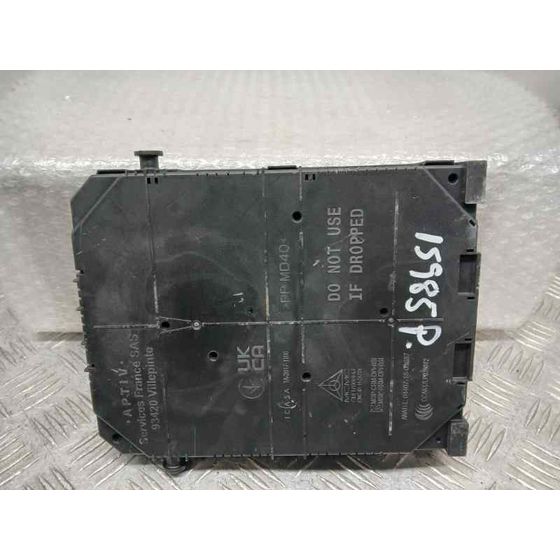 Caja Reles / Fusibles para Peugeot 3008
