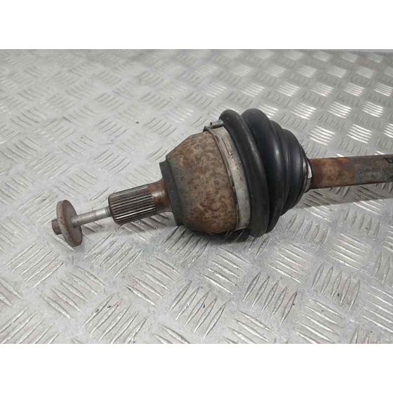 Transmision Delantera Izquierda para Ford Focus Berlina (Cap)