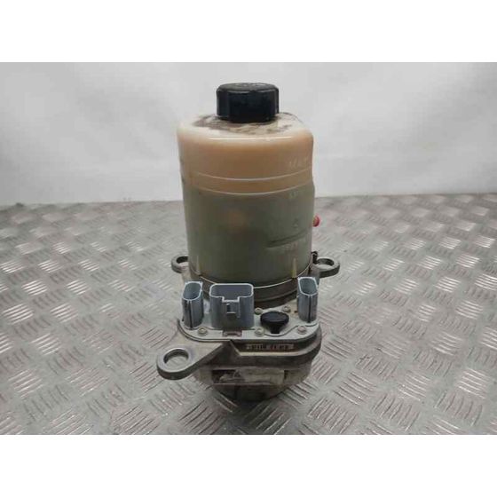 Bomba Direccion Electrica para Ford Focus Berlina (Cap)