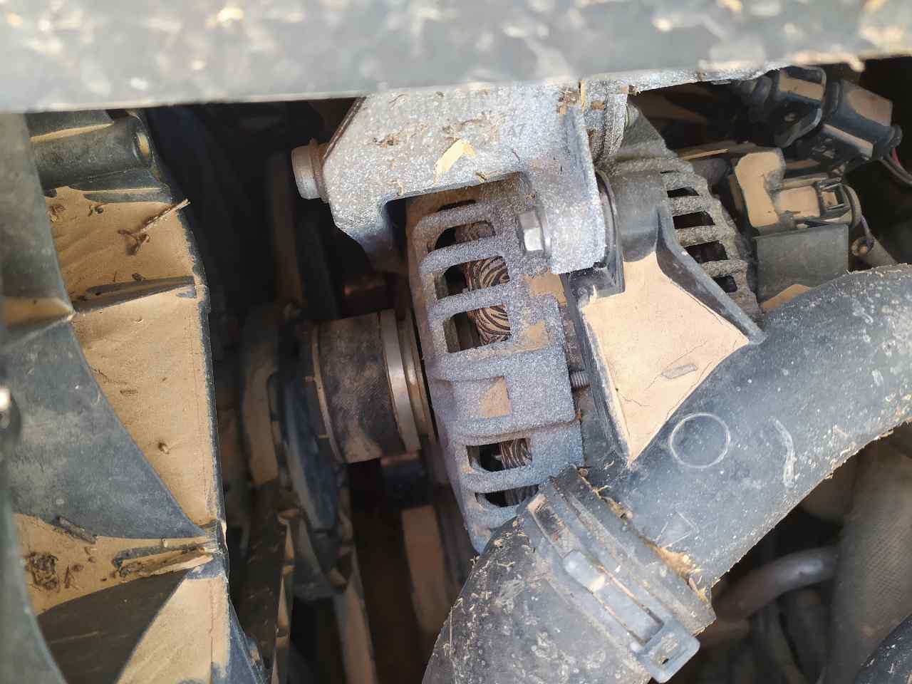 Alternador para Audi A4 Avant (8K5) (2008)