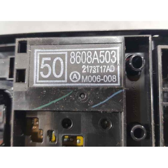 Mando Elevalunas Delantero Izquierdo para Mitsubishi Space Star (A00)