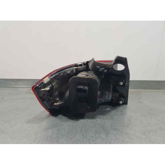 Piloto Trasero Derecho para Volkswagen Passat Variant (Cb5)