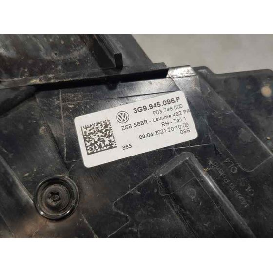 Piloto Trasero Derecho para Volkswagen Passat Variant (Cb5)