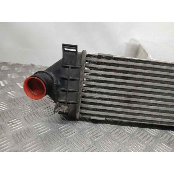 Intercooler para Ford Kuga (Cbv)